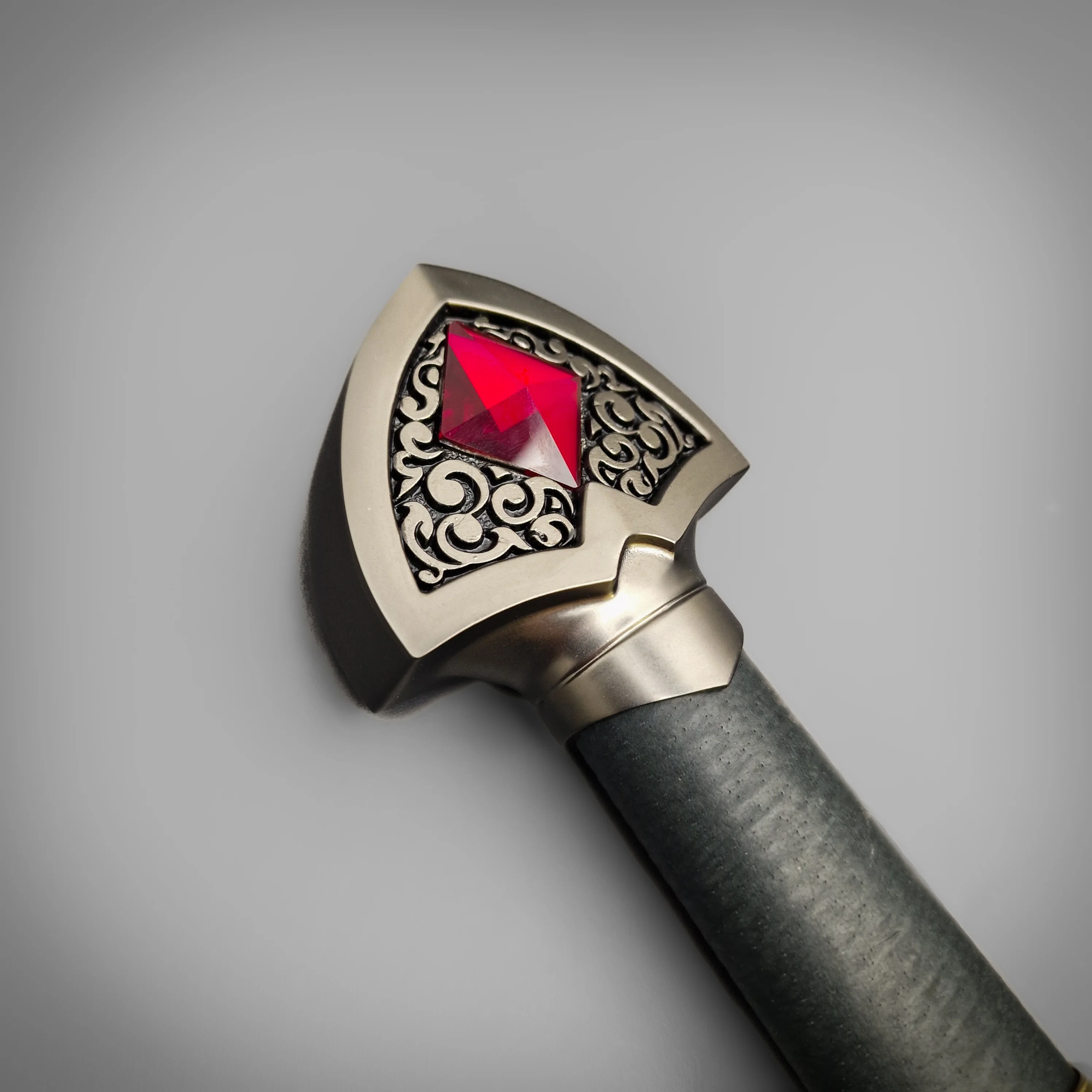 Blackfyre Sword of Aegon the Conqueror - A Song of Ice and Fire - Image 5
