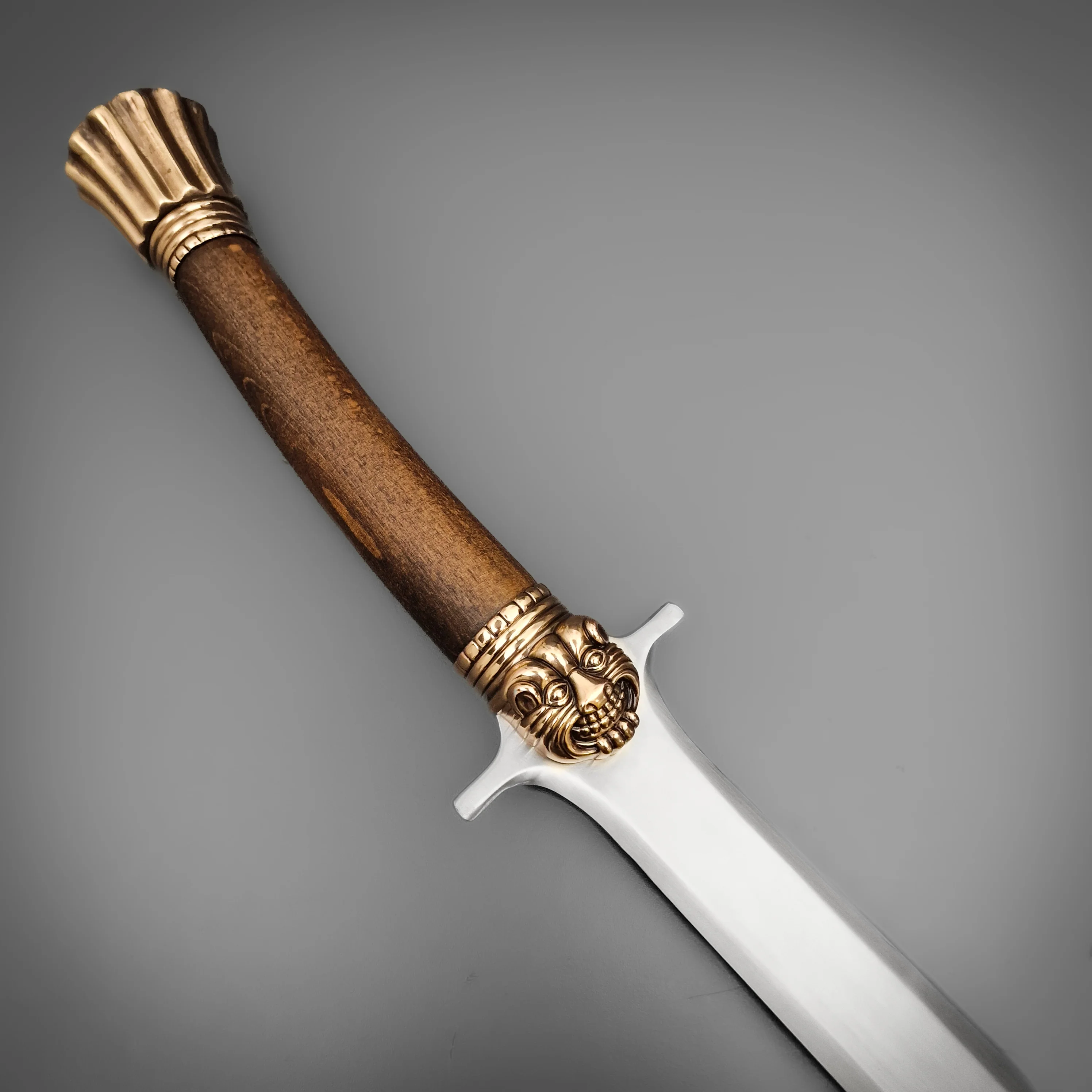 Conan the Barbarian Valeria Sword - Bronze - Image 3