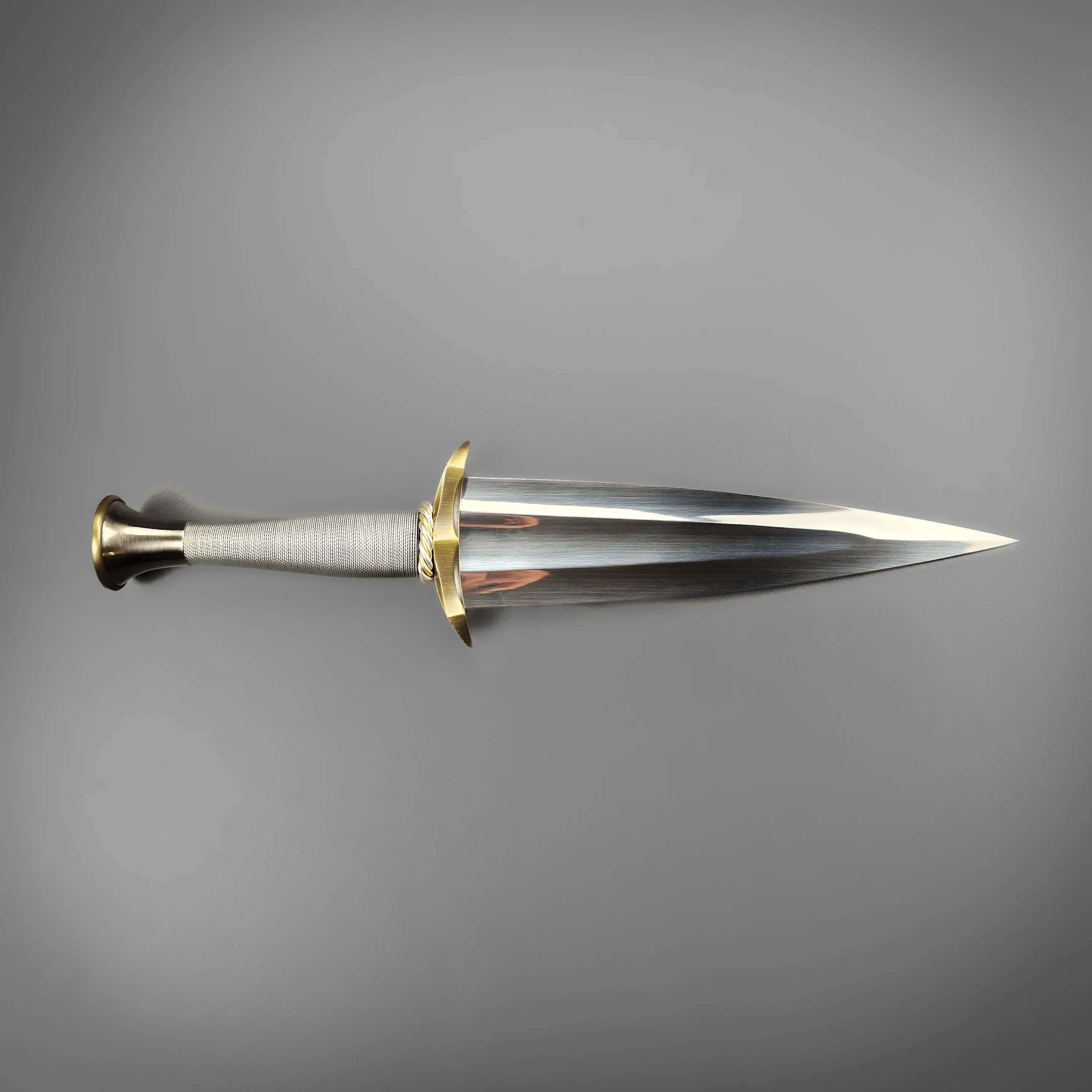 Dagger of Boromir - The Lord of the Rings - Image 4