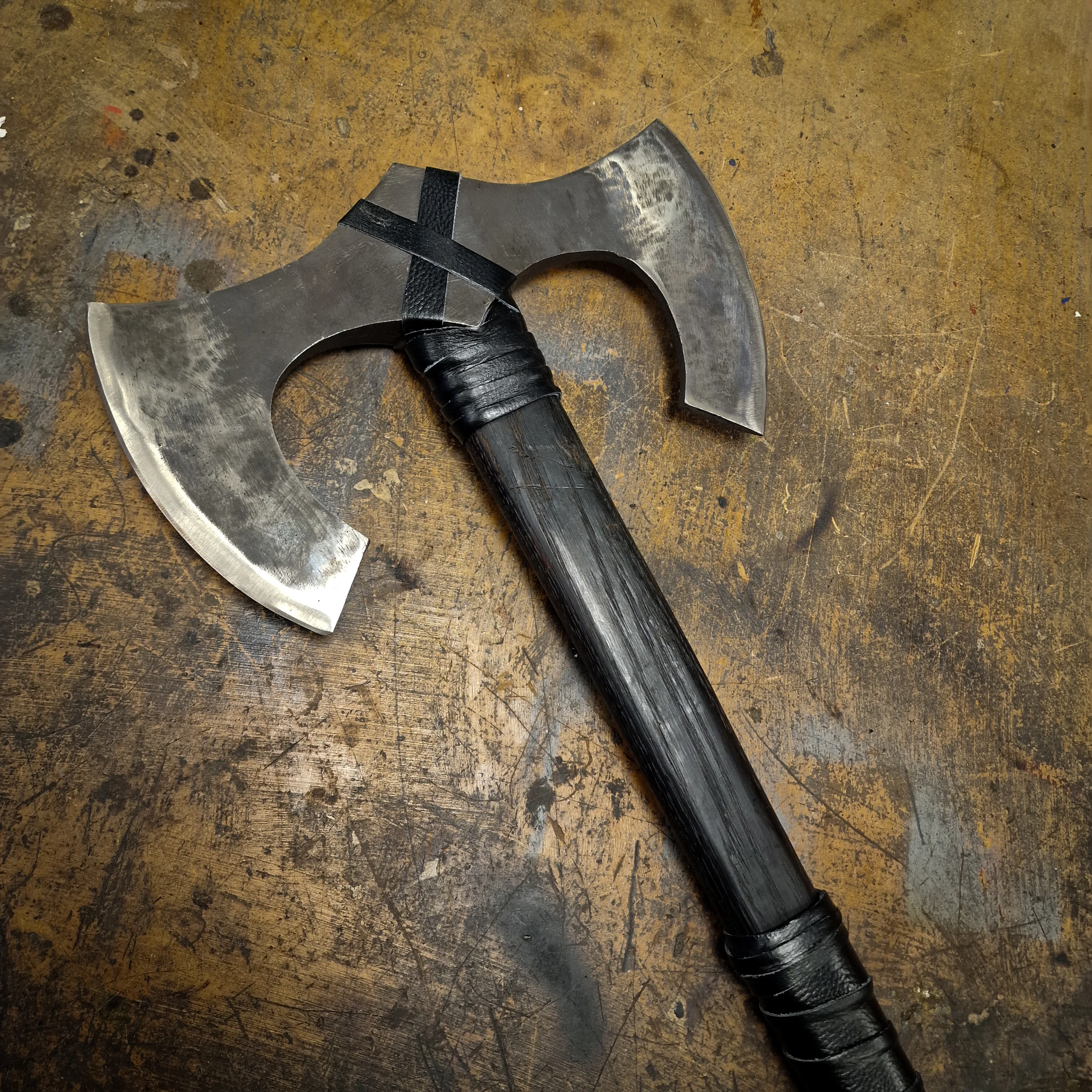 Guardian Axe - Ex Display - Image 4