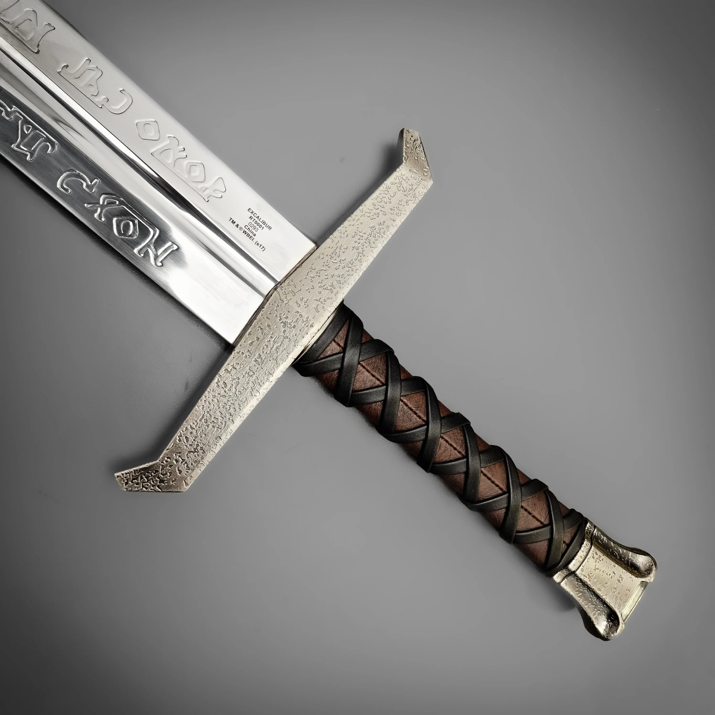 King Arthur: Legend of the Sword - Excalibur - Image 2