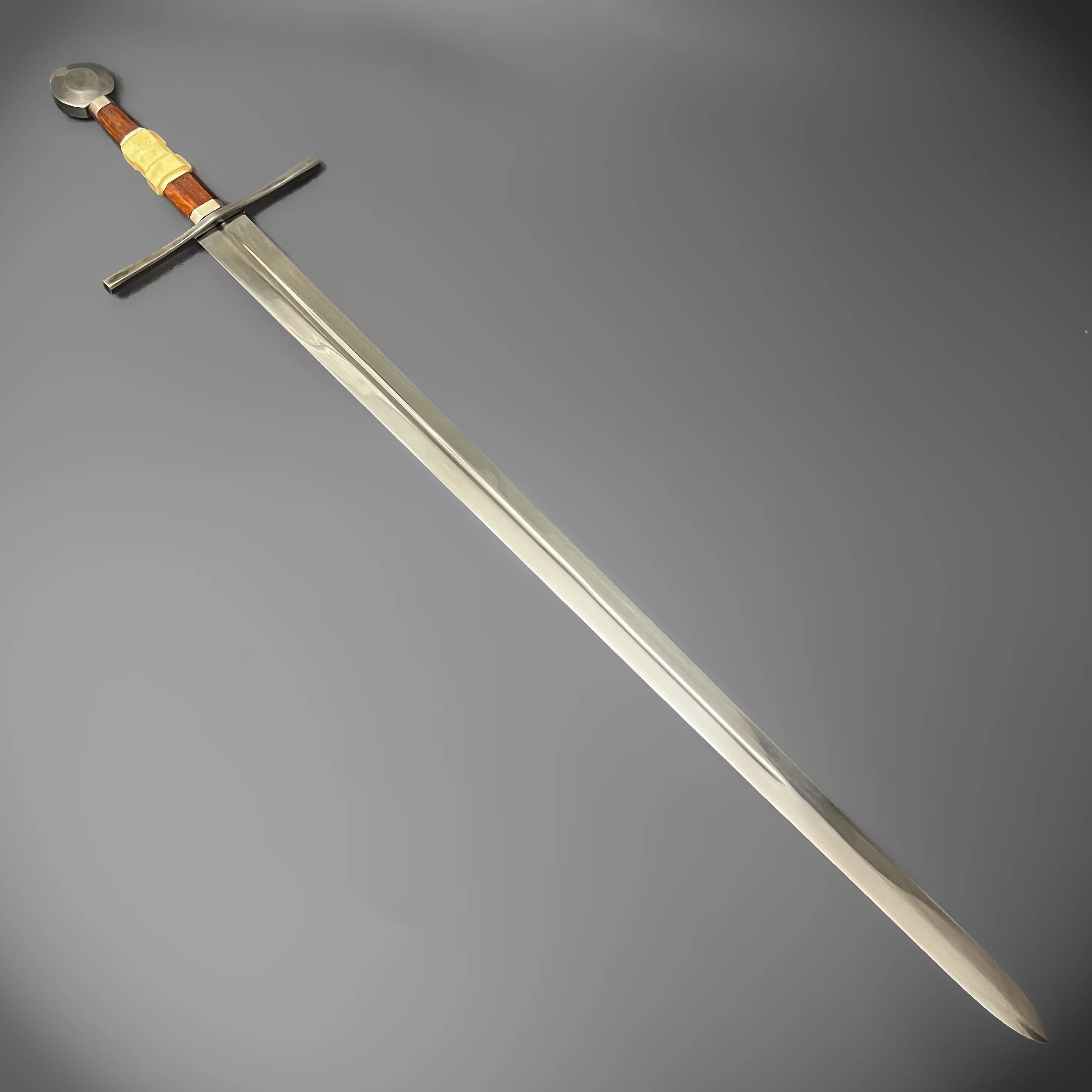 Northern Bastard Sword - Image 5