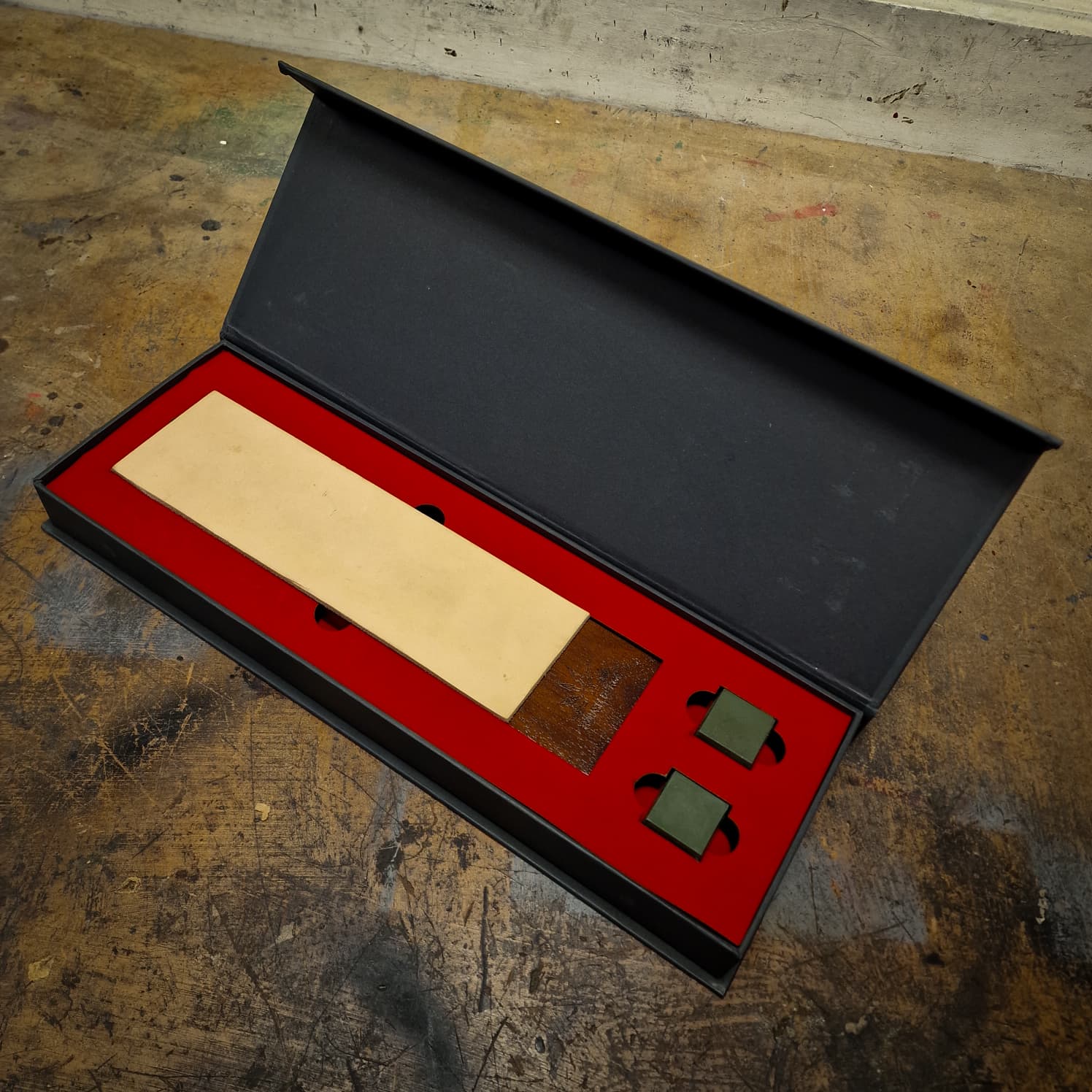 Raven Forge Sharpening Strop - Line End