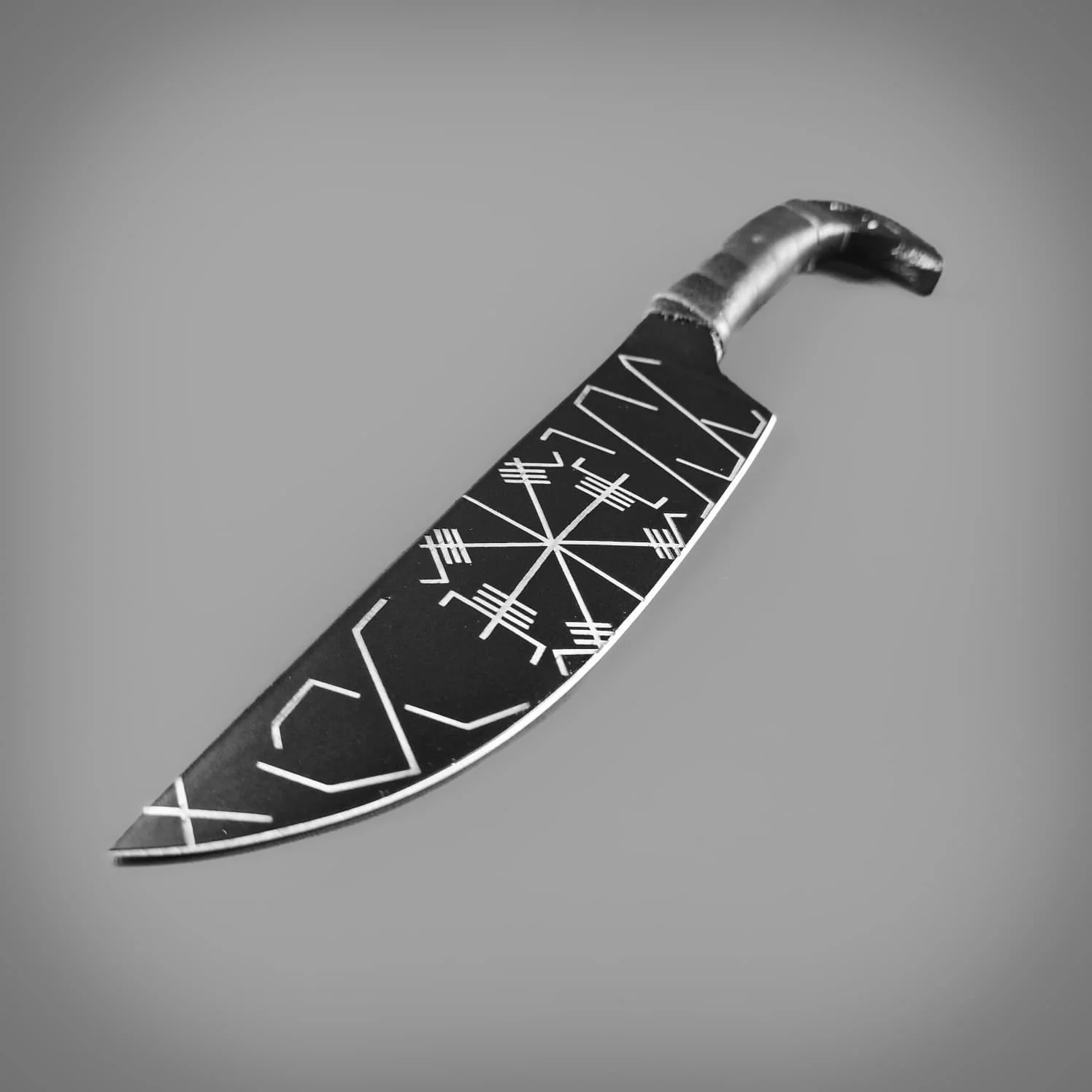 Raven Knife - Helm Of Awe - Image 5