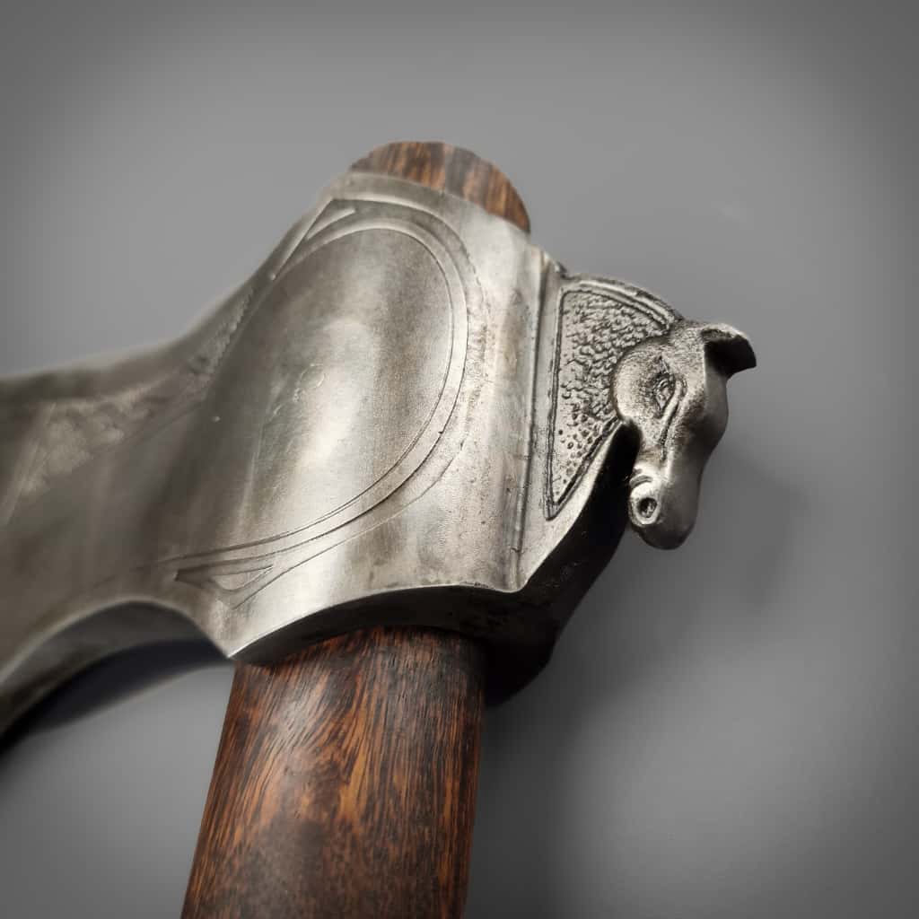 Rohan War Axe - The Lord of the Rings - Image 6