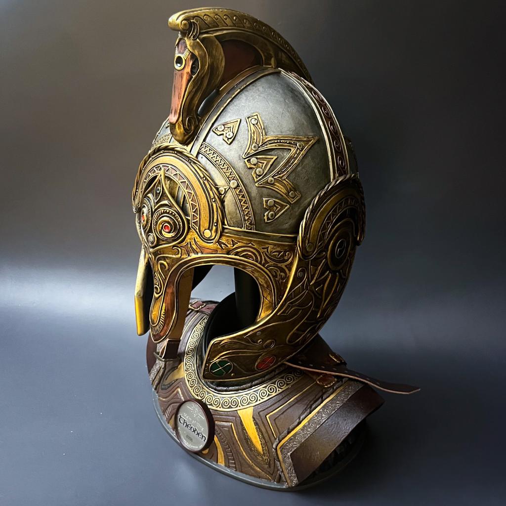The Helm of King Theoden - The Lord of The Rings - Image 3