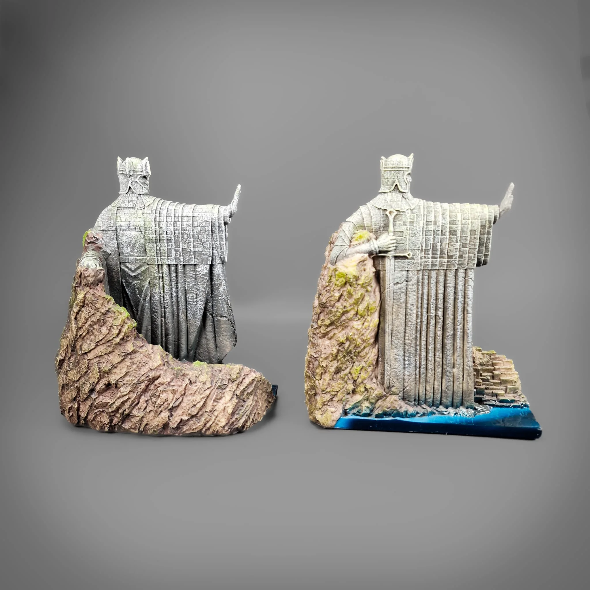 The Lord Of The Rings Argonath Book Ends - Image 2